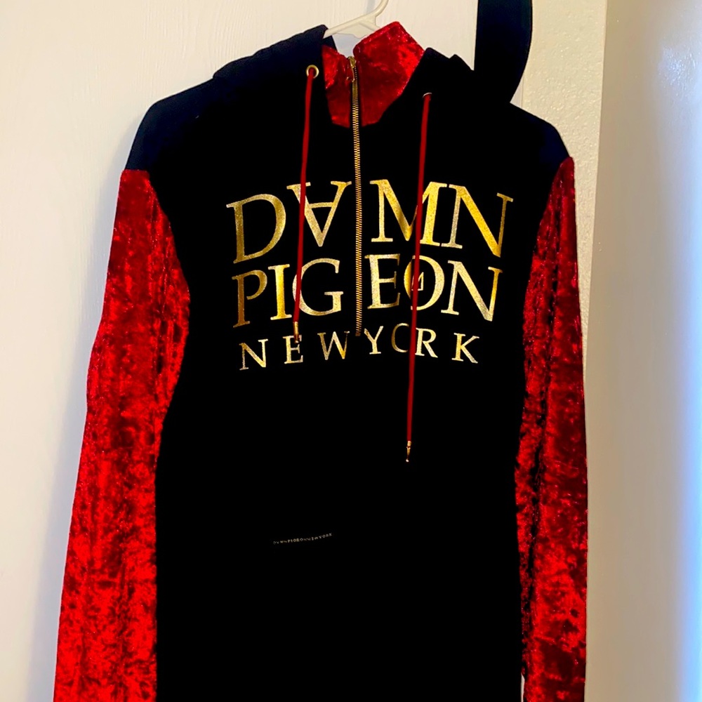 Velvet sleeve hoodie. Black and burgundy.